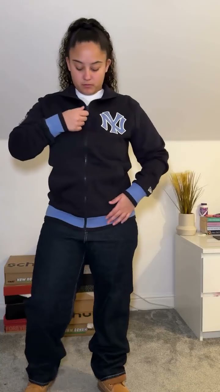 佩戴专业的 佩戴专业的